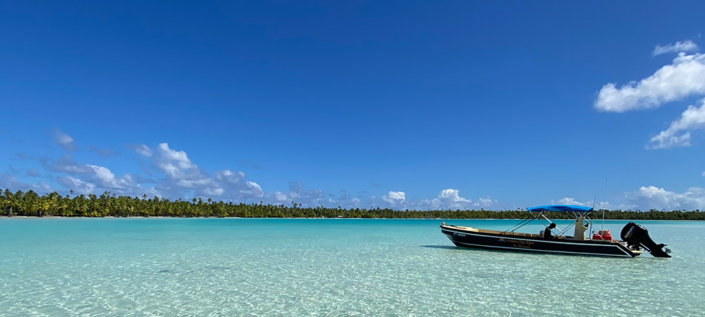 Ahé plage bateau